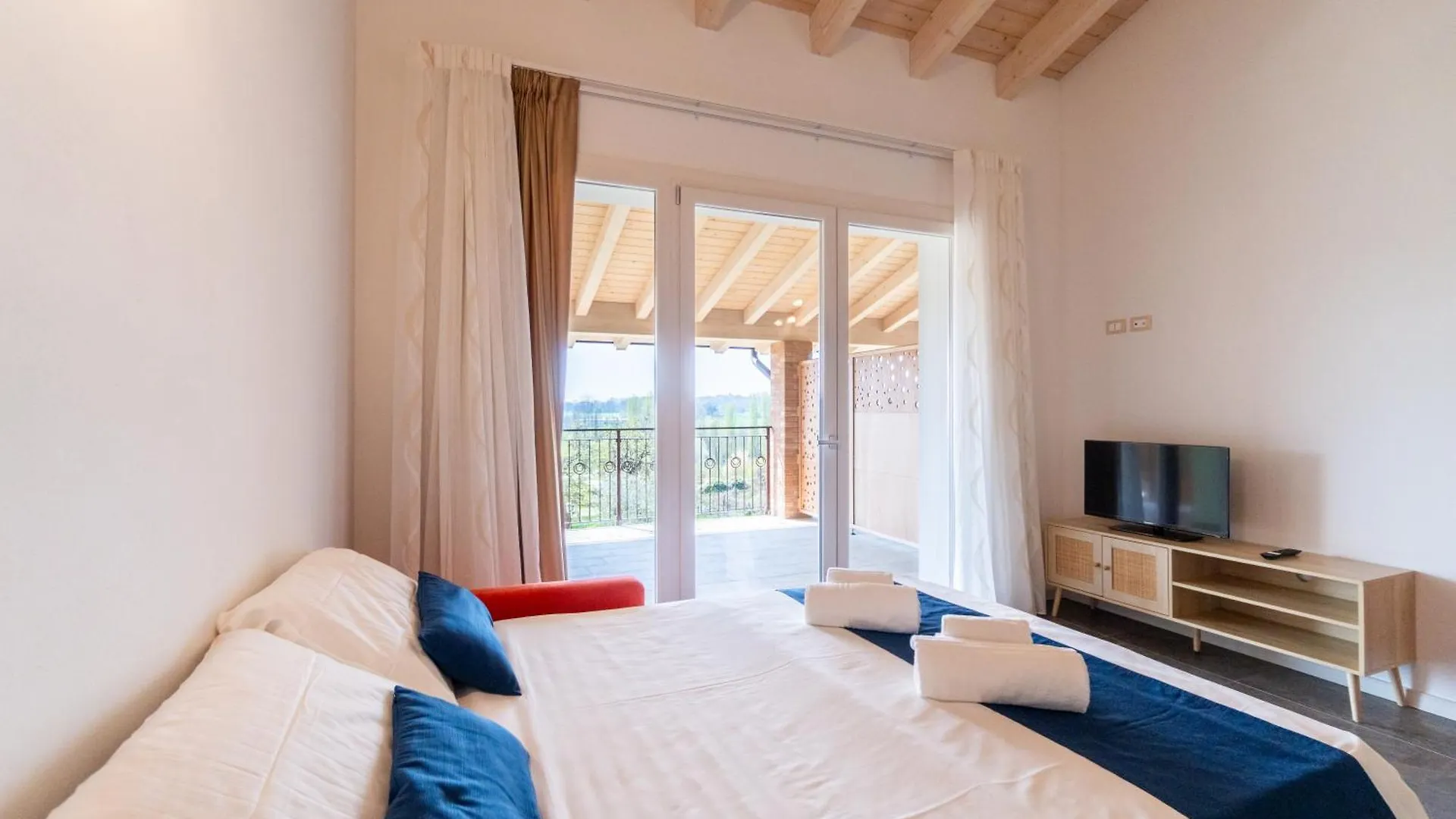 Relais Val Del Tei Apartment Valeggio sul Mincio